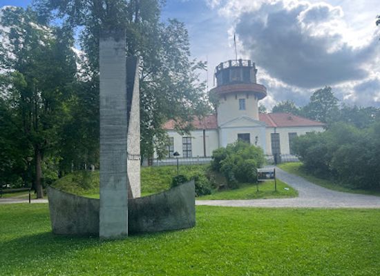 estonia/tartu/landmark/friedrich-georg-wilhelm-struve-monument