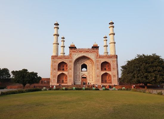 india/agra/sikandra/landmark/the-lodhi-tomb