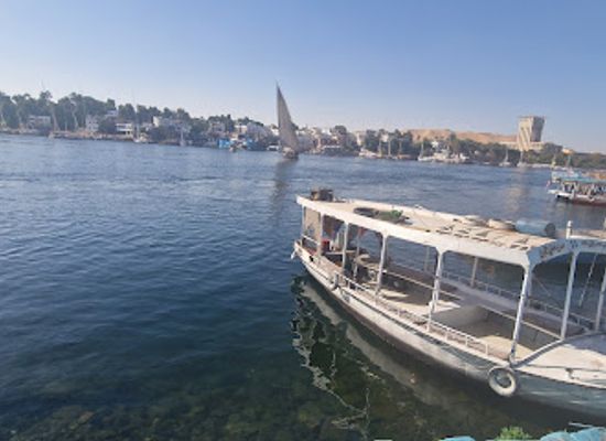 egypt/aswan/landmark/dock-radamis-cruises