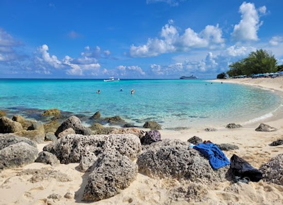 the-bahamas/bimini-islands/landmark/radio-beach