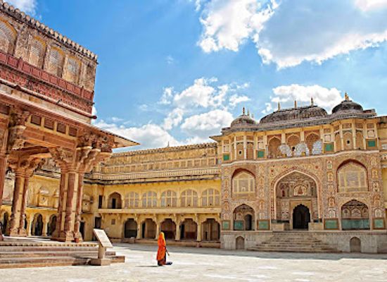 india/northern-plains/landmark/amber-palace