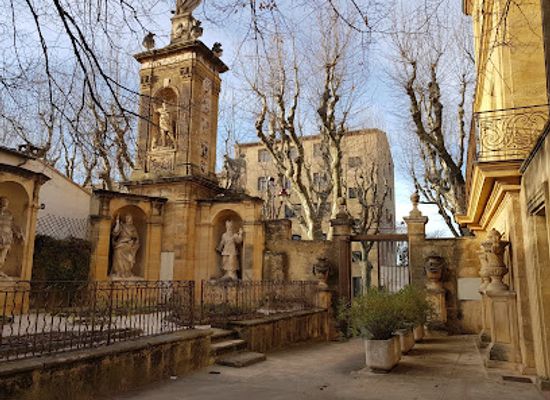 france/aix-en-provence/landmark/monument-joseph-sec