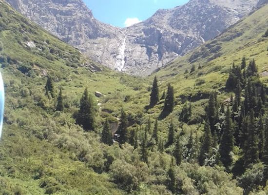kyrgyzstan/naryn-region/landmark/shar-waterfall