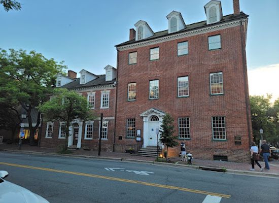 virginia/northern-virginia/landmark/gadsby-s-tavern-museum