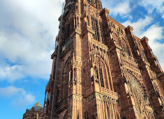 france/strasbourg/landmark/cathedrale-notre-dame-de-strasbourg