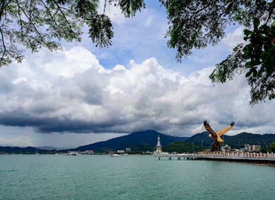 malaysia/langkawi-archipelago/landmark/dataran-lang