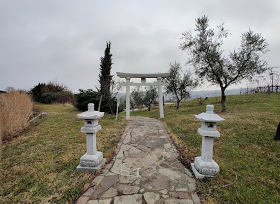 san-marino/serravalle/landmark/san-marino-jinja-shinto-shrine