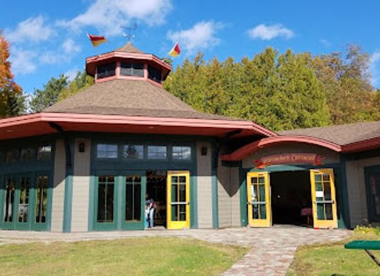 new-york/adirondack-mountains/landmark/adirondack-carousel
