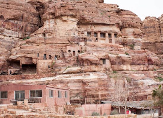 jordan/dana-village/landmark/petra-museum