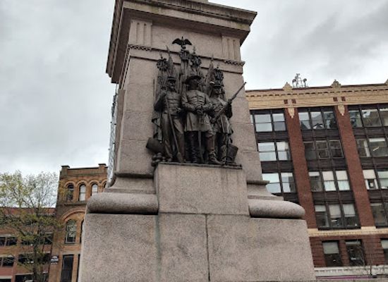 maine/portland/old-port/landmark/our-lady-of-victories-monument