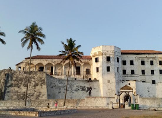 ghana/akyem/landmark/elmina-castle