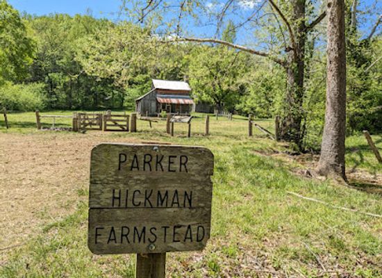 arkansas/ozark-national-forest/landmark/parker-hickman-farmstead