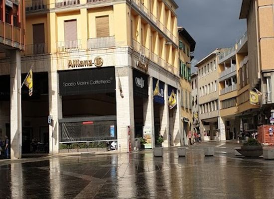 italy/arezzo/landmark/piazza-san-iacopo