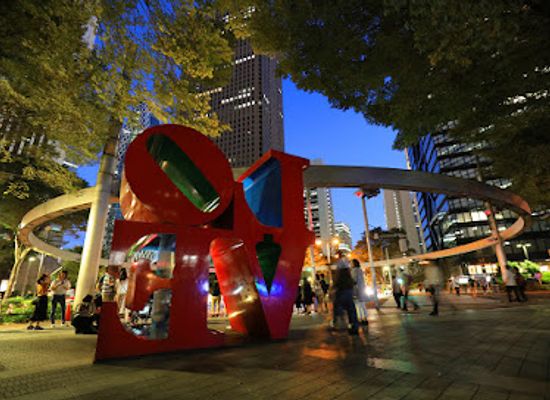 japan/tango/landmark/robert-indiana-sculpture-love