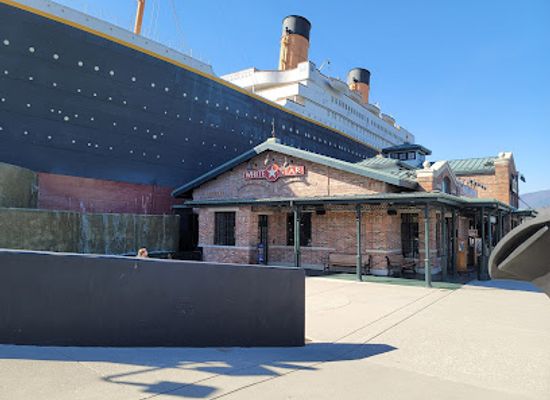 tennessee/pigeon-forge/landmark/titanic-museum-attraction