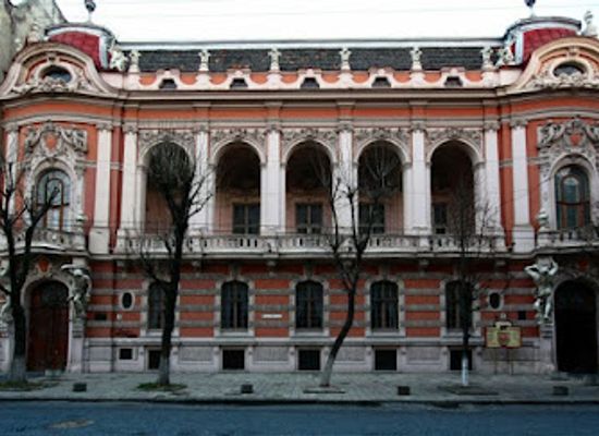 ukraine/polesia/landmark/house-of-scientists