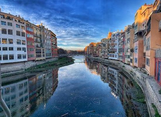 spain/girona/landmark/pont-de-pedra