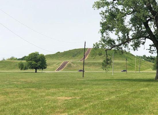 illinois/cahokia-mounds-state-historic-site/landmark/mound-72