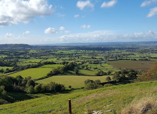 united-kingdom/the-cotswolds/landmark/nympsfield-long-barrow