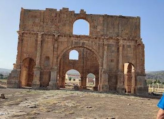 algeria/aures-mountains/landmark/lambaesis-roman-military-city