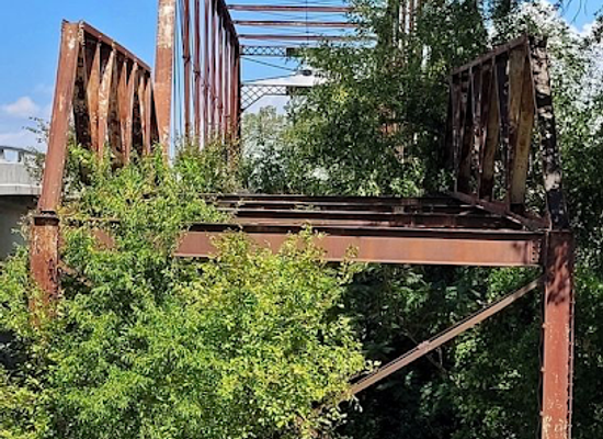 texas/east-texas/landmark/clifton-whipple-truss-bridge-texas-state-historical-marker