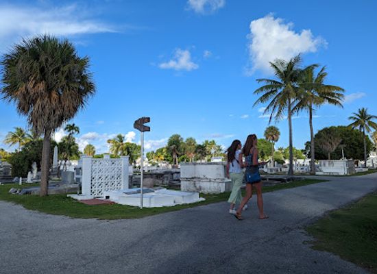 florida/key-west/landmark/key-west-cemetery