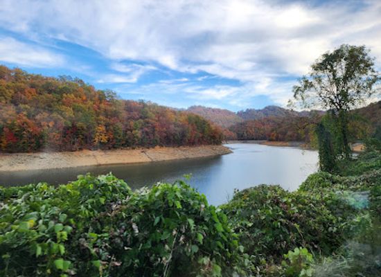north-carolina/great-smoky-mountains/landmark/great-smoky-mountains-railroad