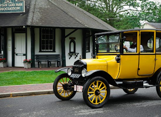 maryland/western-maryland/landmark/mountain-lake-park-historic-district