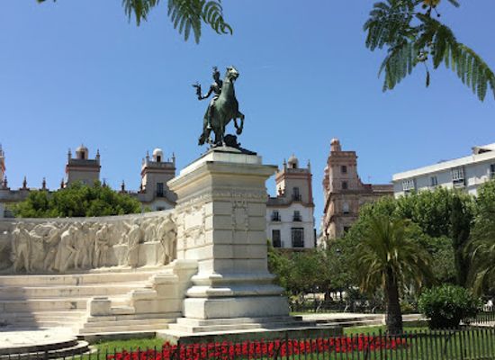 spain/cadiz/landmark/plaza-de-espana