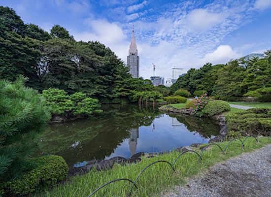 japan/chikuzen/landmark/shinjuku-gyoen-national-garden