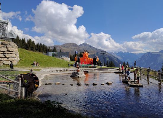 switzerland/klosters/landmark/madrisa-land