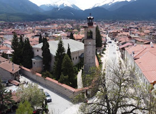 bulgaria/bansko/landmark/monument-paisius-of-hilendar
