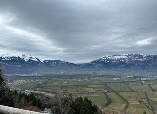 liechtenstein/planken-region/landmark/aussichtspunkt