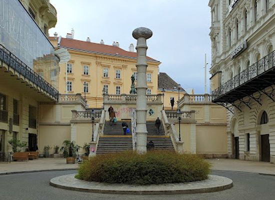 austria/vienna/mariahilf/landmark/rahlstiege