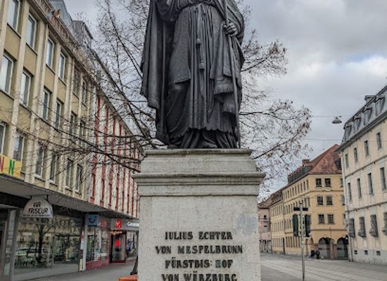 germany/wurzburg/landmark/statue-of-julius-echter