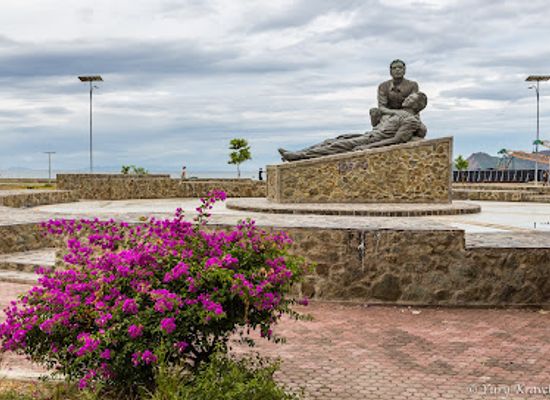 timor-leste/dili/motael/landmark/monumento-12-de-novembro