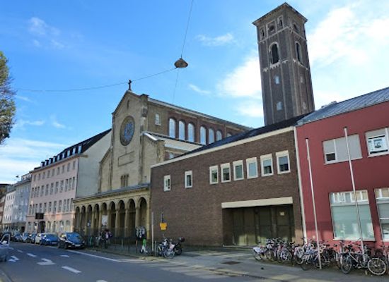 netherlands/maastricht/landmark/trinitatiskirche