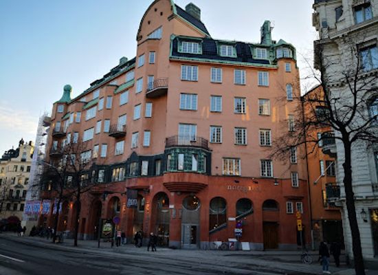 sweden/stockholm/ostermalm/landmark/humlegarden