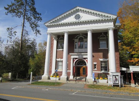 vermont/woodstock/landmark/woodstock-town-hall-theatre