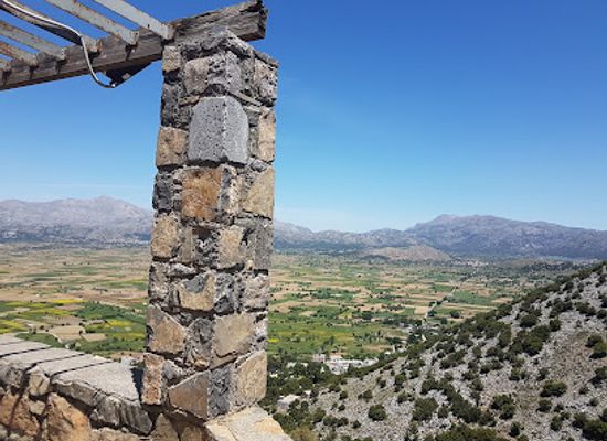greece/crete/landmark/cave-of-diktaion-andron