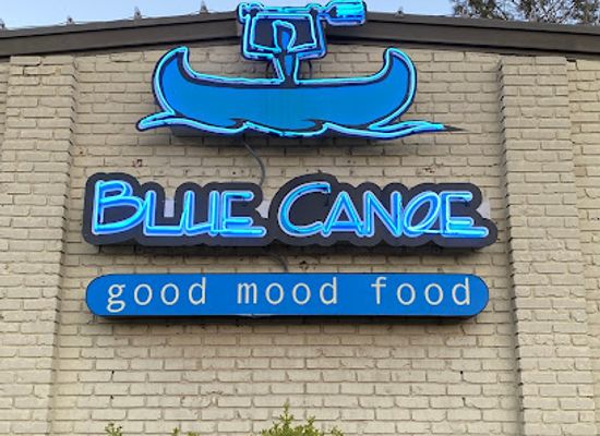 mississippi/tupelo/landmark/blue-canoe