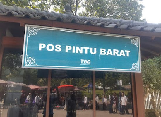indonesia/borobudur/landmark/pos-pintu-barat-pintu-keluar-pengunjung-borobudur