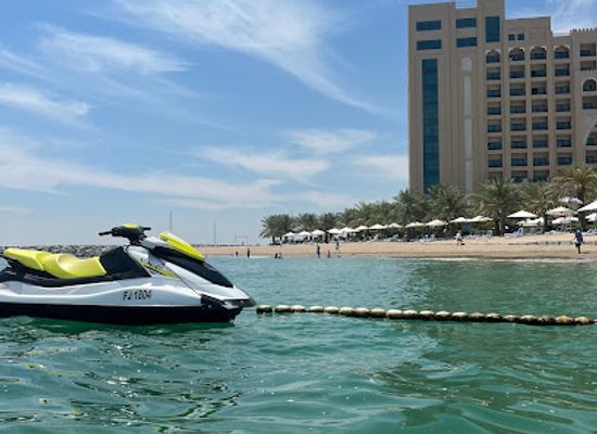 united-arab-emirates/fujairah-beach/landmark/alqrsh-llalab-albHryh