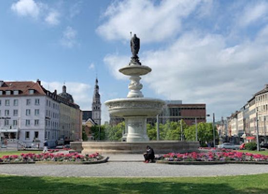germany/wurzburg/altstadt/landmark/kilian-fountain