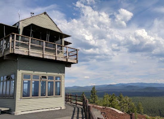 oregon/central-oregon/landmark/deschutes-national-forest-forest-supervisor-s-office