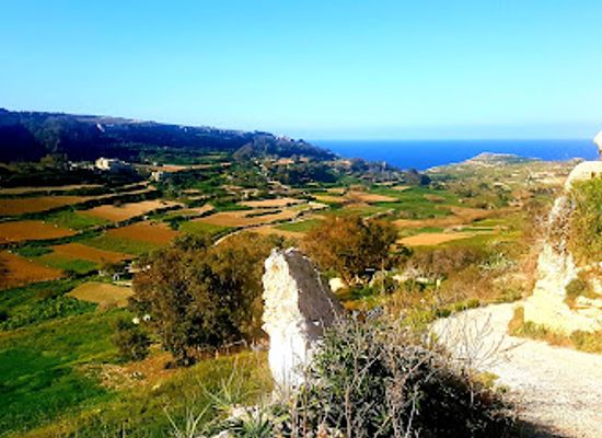 malta/dingli-cliffs/landmark/ghajn-tejtes