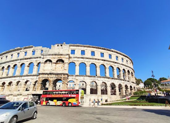 croatia/pula/landmark/old-city-bar-pula
