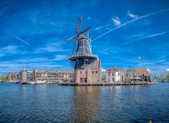 netherlands/haarlem/landmark/windmill-de-adriaan-1779
