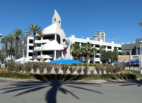 california/long-beach/landmark/the-promenade