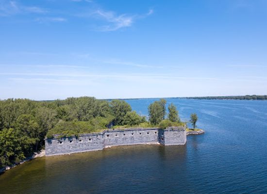 vermont/lake-champlain-islands/landmark/fort-montgomery
